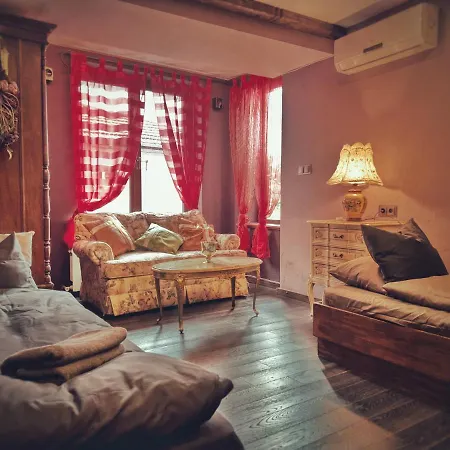 тhe Bohemian Lodge-entire House With Sauna Apartment