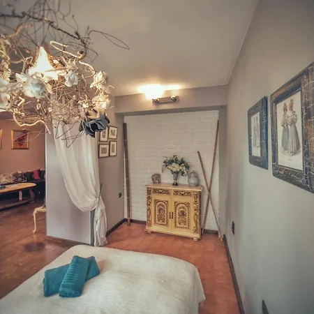 Apartment тhe Bohemian Lodge-entire House With Sauna Veliko Tarnovo