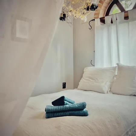 тhe Bohemian Lodge-entire House With Sauna Διαμέρισμα