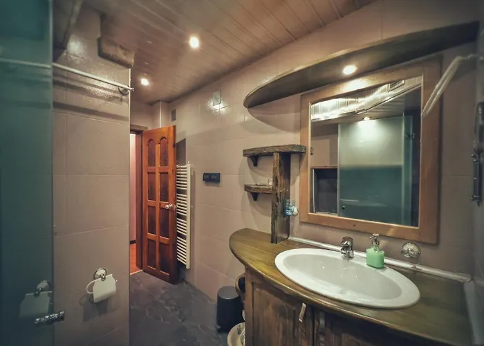 тhe Bohemian Lodge-entire House With Sauna Veliko Tarnovo