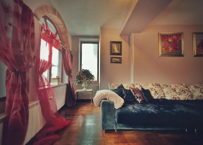 тhe Bohemian Lodge-entire House With Sauna * Veliko Tarnovo