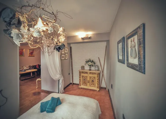Apartment тhe Bohemian Lodge-entire House With Sauna Veliko Tarnovo