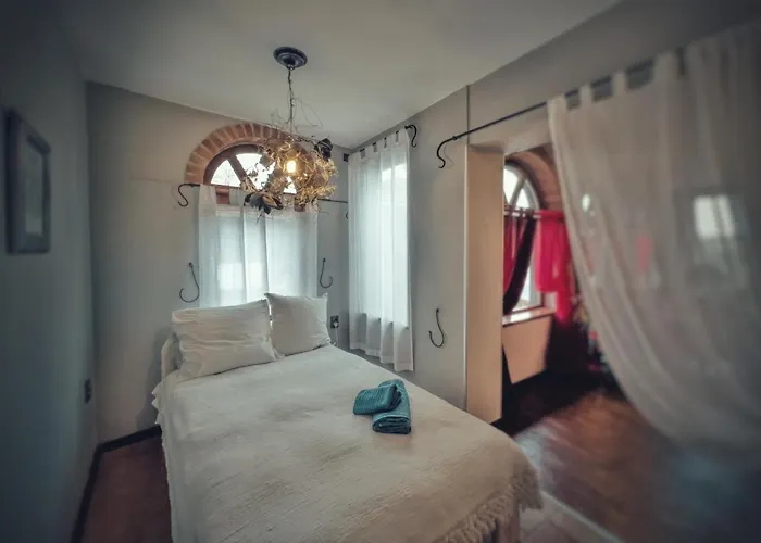 тhe Bohemian Lodge-entire House With Sauna Veliko Tarnovo