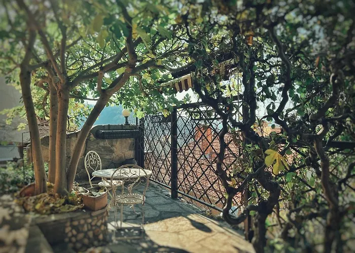 тhe Bohemian Lodge-entire House With Sauna Apartment